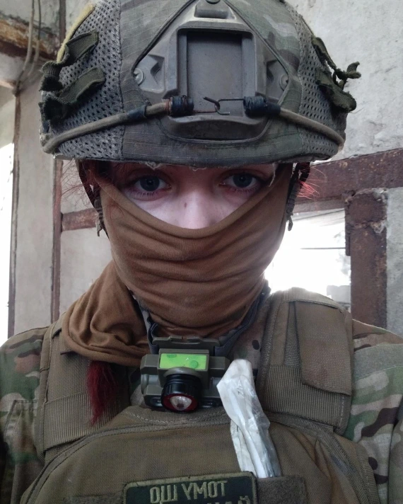 Катерина "Пташка" відзначає 25-річчя: фото захисниці "Азовсталі"18