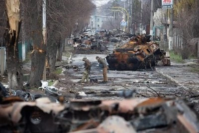 Попри війну, РФ виробляє більше, ніж потрібно, тож відновлює свої збройні сили, - адмірал