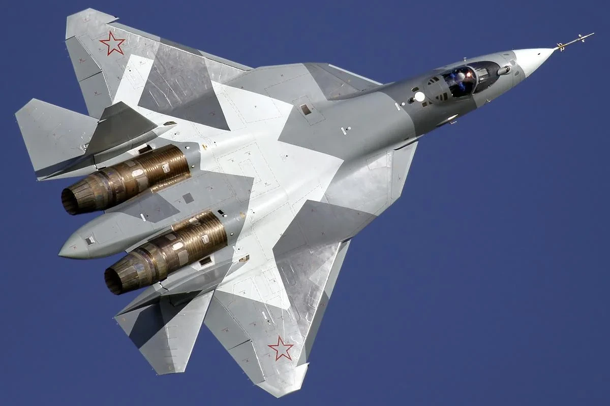 ЗСУ уразили кілька винищувачів Су-57 і Су-34 на відстані 1700 км, - Генштаб