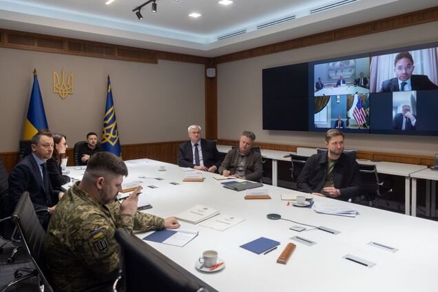 “Є багато напрацювань”: Зеленський провів переговори з представниками Трампа щодо відбудови України. Фото